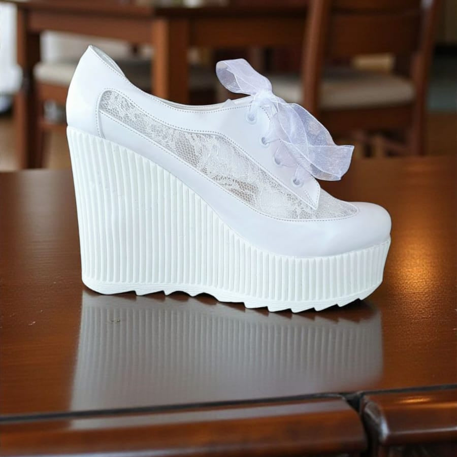 White wedge shoe with lace details comfy Lebanon Beirut